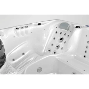 COMFORT 829 Hot Tub